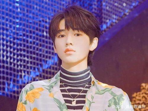 丁程鑫综艺爆料了吗视频,揭秘娱乐圈不为人知的一面